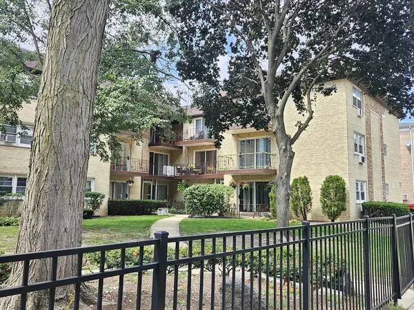 5218 N Delphia AVE #309, Chicago, IL 60656