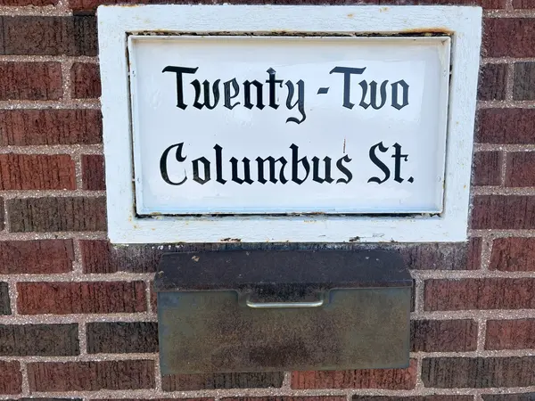22 E Columbus ST, Princeton, IL 61356