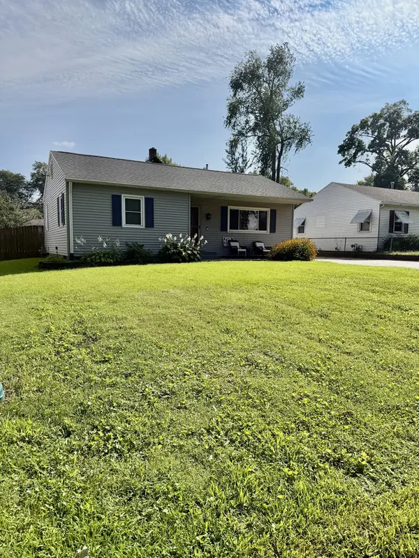 1811 East LN, Clinton, IA 52732