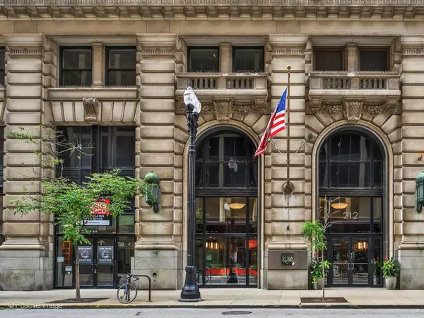 212 W Washington ST #1413, Chicago, IL 60606