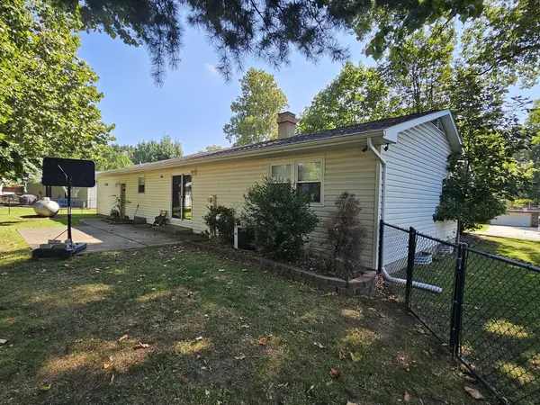 1011 Blueberry Hill AVE, Mt Vernon, IL 62864