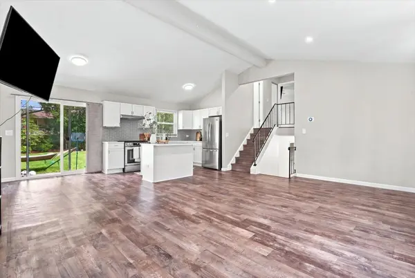 609 BALDWIN AVE, Waukegan, IL 60085