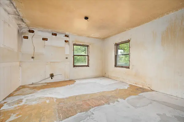 170 Round House ST, Braidwood, IL 60408