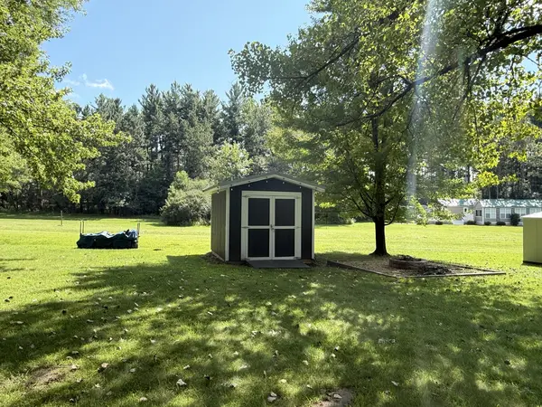 15-35 Woodhaven Lakes, Sublette, IL 61367