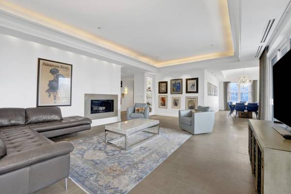 55 W DELAWARE PL #1120, Chicago, IL 60610