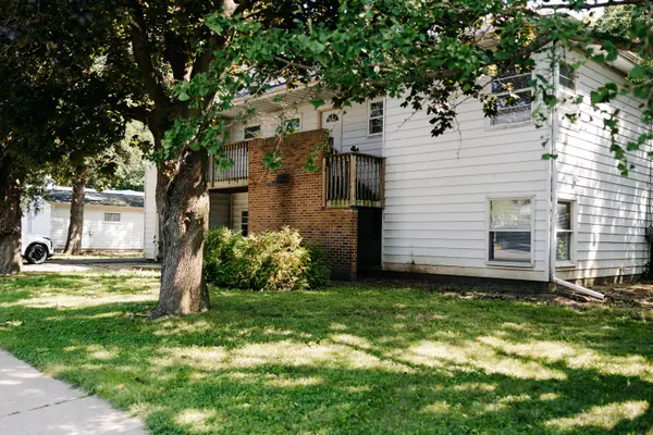 436 Russell RD, Dekalb, IL 60115