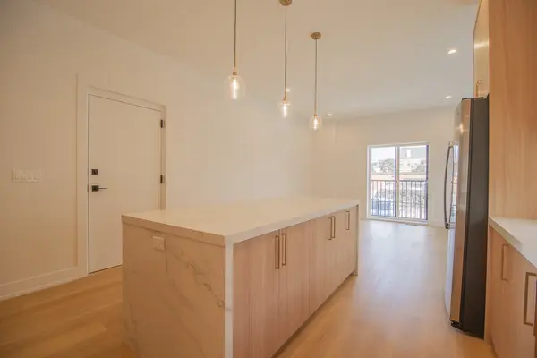 2042 W Washington BLVD #1E, Chicago, IL 60612