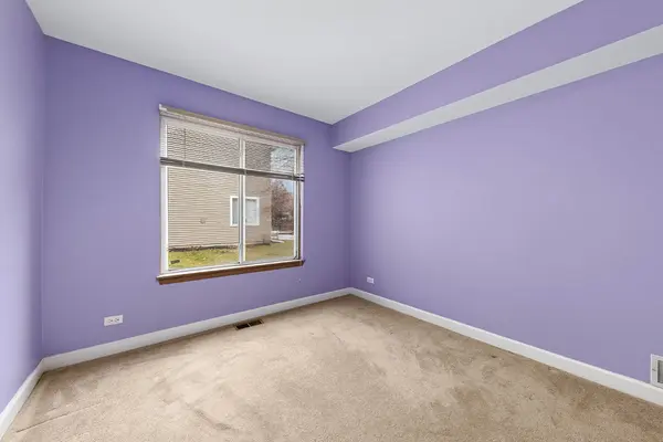 3202 Whitney RD, Aurora, IL 60502