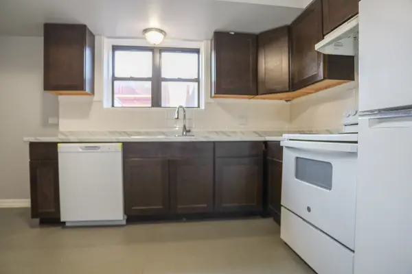 9016 Lamon AVE #GN, Skokie, IL 60077