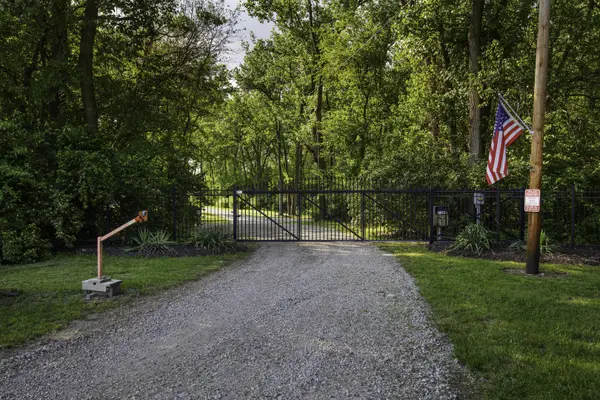 1199 N 27th RD, Ottawa, IL 61350