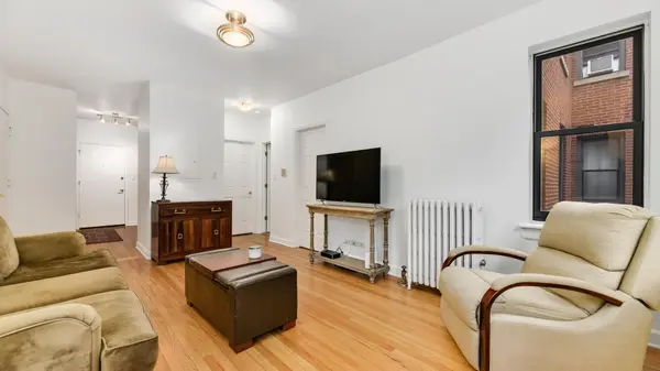 1850 W LUNT AVE #2, Chicago, IL 60626