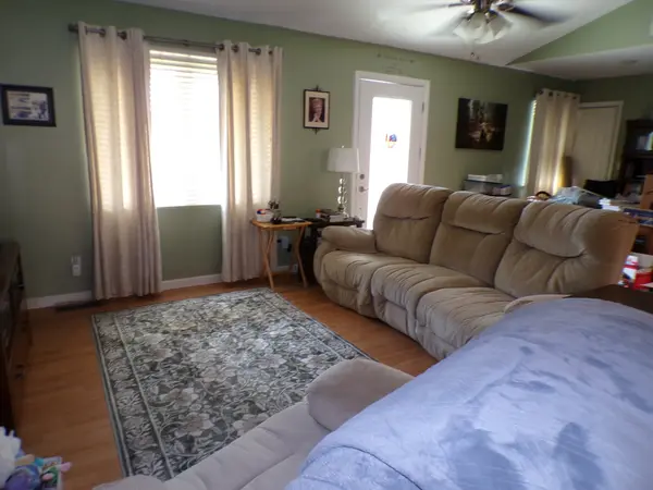 712 N James ST, Sparta, IL 62286