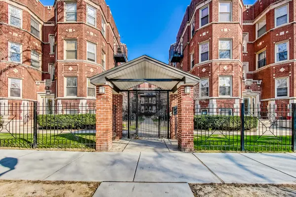 1340 W Greenleaf AVE #3G, Chicago, IL 60626