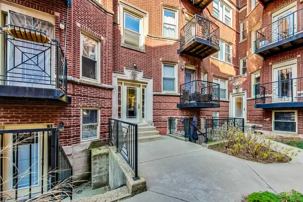 1340 W Greenleaf AVE #3G, Chicago, IL 60626