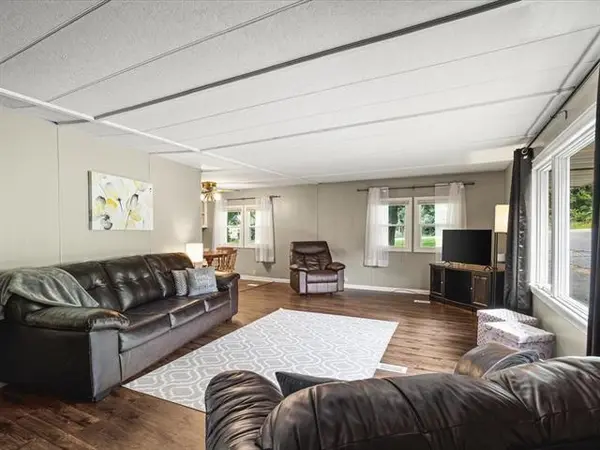 1905 S Walnut RD, Freeport, IL 61032