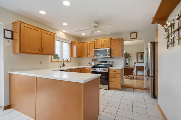 15N133 Shirewood Farm RD, Hampshire, IL 60140