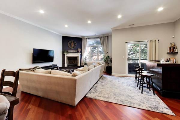 1353 W Grand AVE #2, Chicago, IL 60642