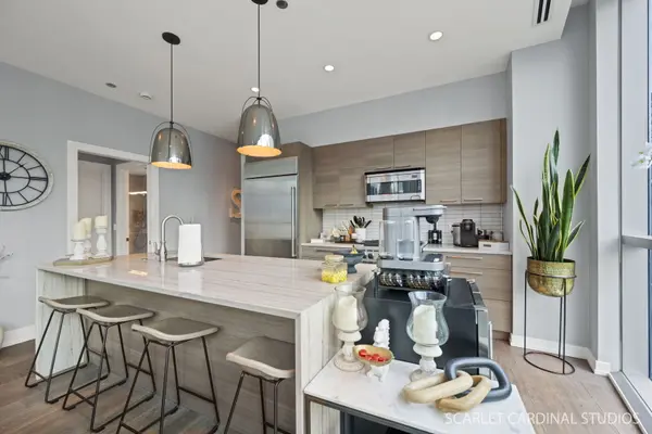 110 W Superior ST #1501, Chicago, IL 60654