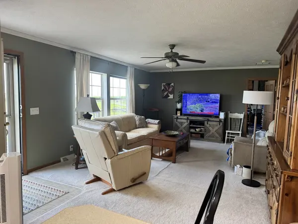 2369 E 2350 North RD, Fithian, IL 61844