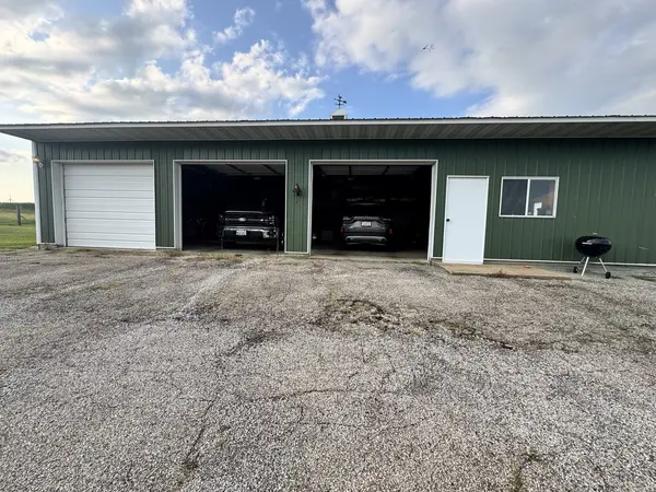 2369 E 2350 North RD, Fithian, IL 61844