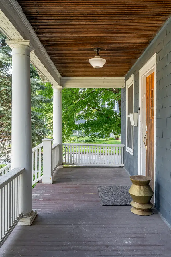 825 E Central Park AVE, Davenport, IA 52803