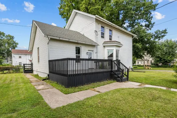 1504 Pershing AVE, Davenport, IA 52803