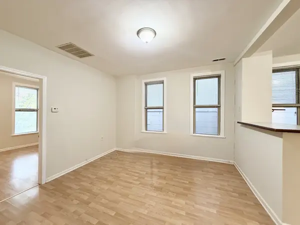 560 W 18th ST #2, Chicago, IL 60616
