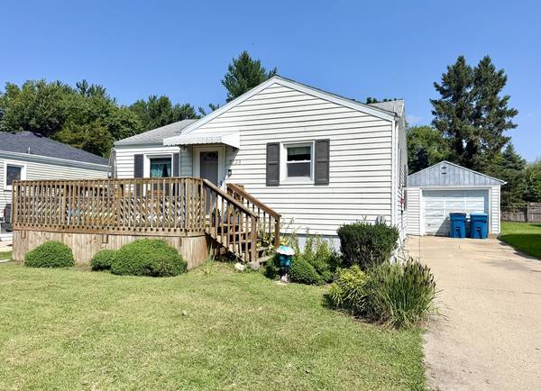 2725 2nd ST, Peru, IL 61354