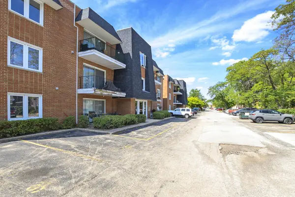 10811 S Keating AVE #2SW, Oak Lawn, IL 60453