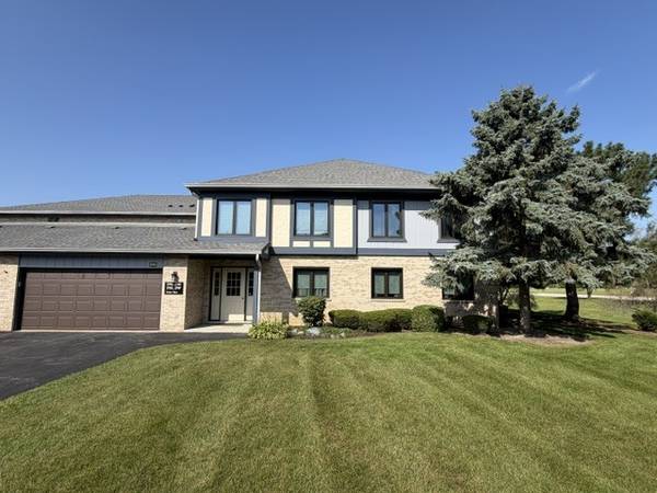 2741 Harbor DR #2741, Joliet, IL 60431