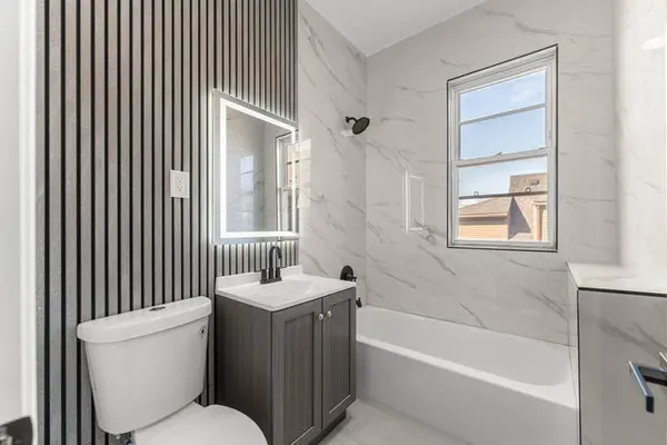 7532 S Champlain AVE #1ST, Chicago, IL 60619