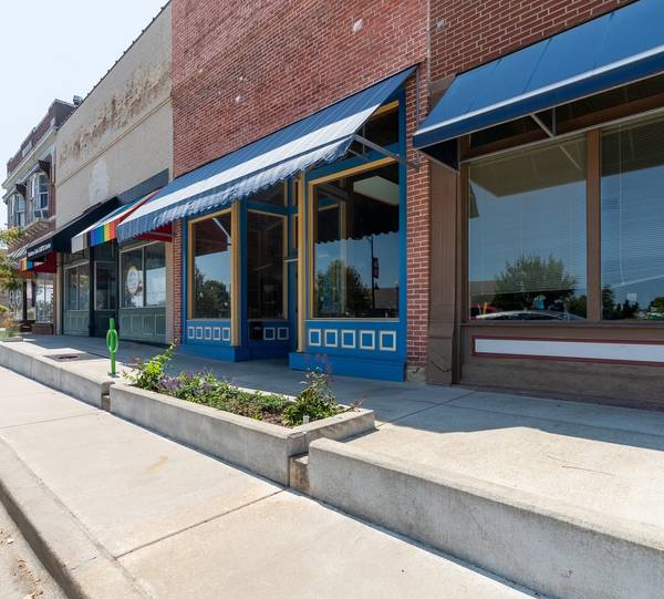 120 N Illinois AVE, Carbondale, IL 62901