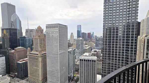 300 N State ST #5009, Chicago, IL 60654
