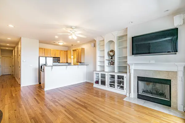 7642 W BELMONT AVE #2, Chicago, IL 60634