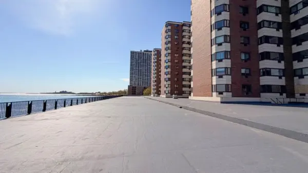 7337 S South Shore DR #1212, Chicago, IL 60649