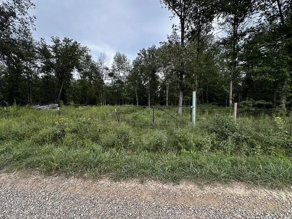 000 2600 E, Fairfield, IL 62837