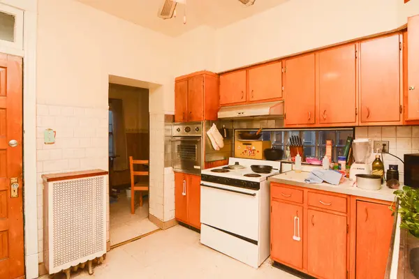 3821 N DAMEN AVE #2, Chicago, IL 60618
