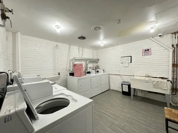 1040 W HOLLYWOOD AVE #102, Chicago, IL 60660