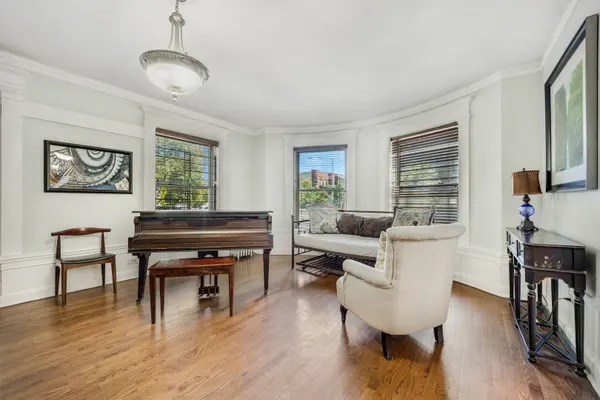 4560 S Michigan AVE #1, Chicago, IL 60653