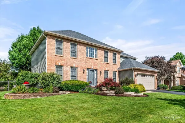 5327 Velvet Bent CT, Naperville, IL 60564