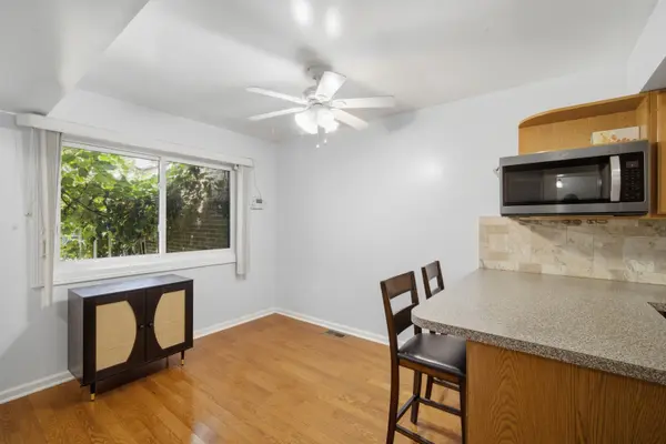 411 Hickory DR #411, Wheeling, IL 60090