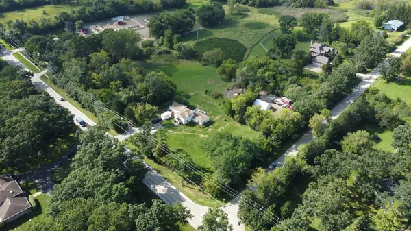 24826 W Miller RD, North Barrington, IL 60010