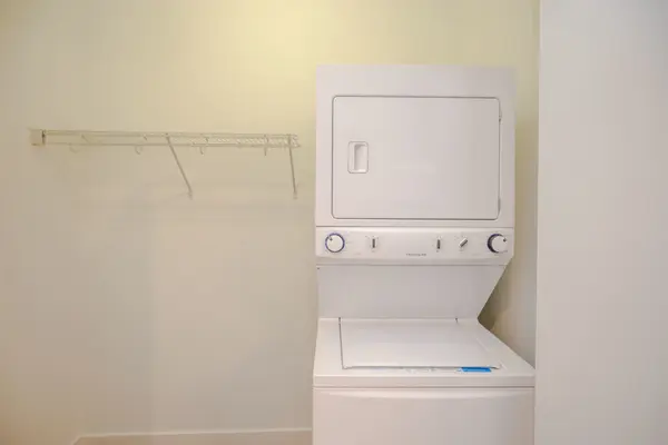 3418 N Lincoln AVE #205, Chicago, IL 60657