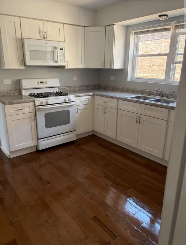 7816 S Kingston AVE #2, Chicago, IL 60649