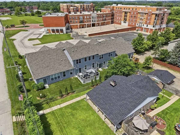 8624 Archer AVE #3, Willow Springs, IL 60480