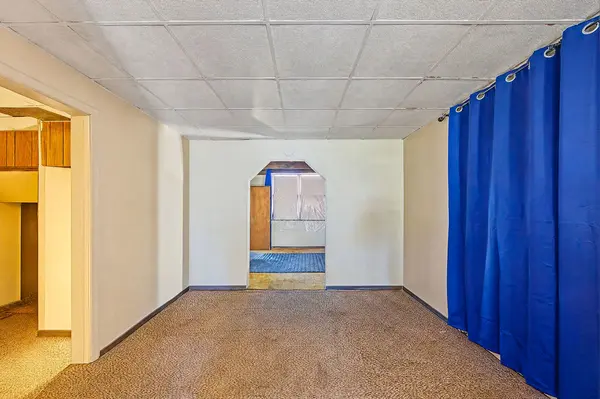9705 S Commercial AVE, Chicago, IL 60617