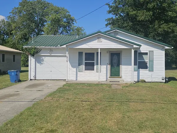 315 Marteeny ST, Mt Vernon, IL 62864