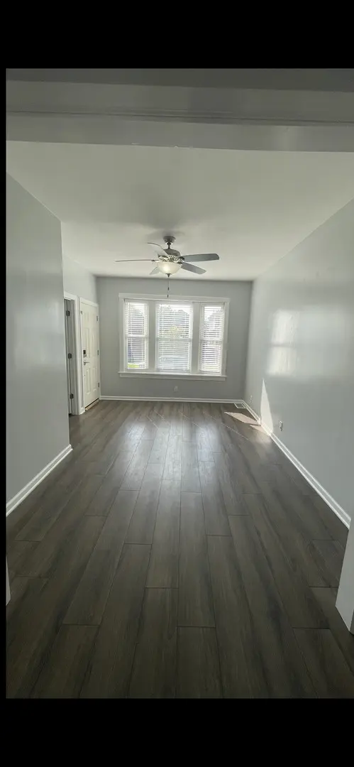4711 N Kenton AVE #1, Chicago, IL 60630