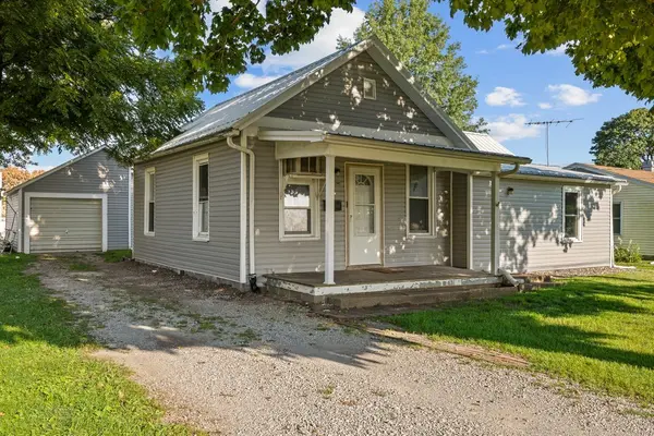 1304 SE 2nd AVE, Aledo, IL 61231