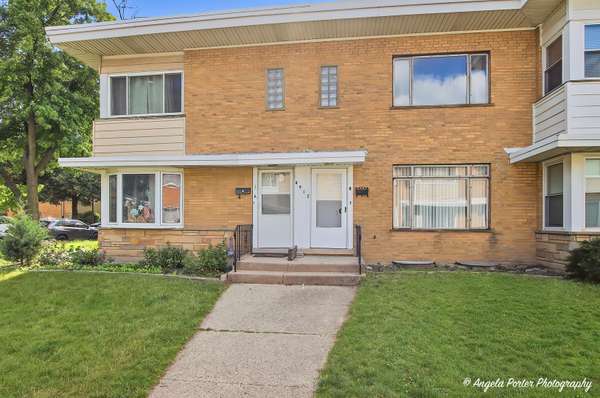 4912 CRAIN ST E #B, Skokie, IL 60077